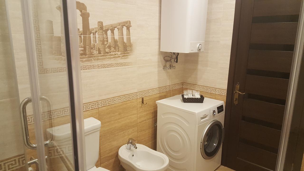 Mimino Apartment Deluxe First Line 바투미 외부 사진